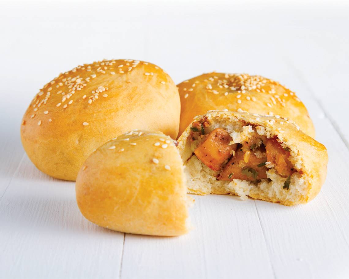 Chinese-Style Chicken Buns thumb